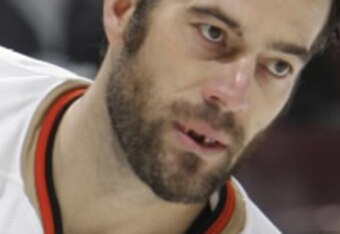 20071218bertuzzi210_crop_340x234