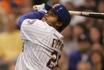 22082436_marlins_v_brewers_feature