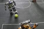 Robot_soccer_crop_150x100