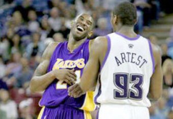 Kobe_artest_crop_340x234