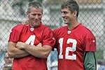 Brett_favre_and_aaron_rodgers_crop_150x100