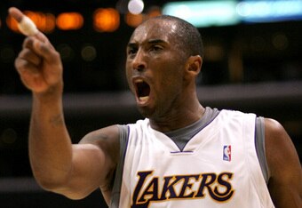20051127nbalosangeleslakerskobe_crop_340x234