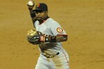 00733075_giants_v_dodgers_crop_150x100