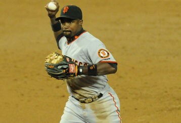 00733075_giants_v_dodgers_feature