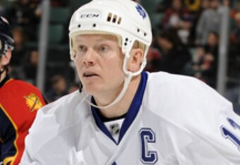 2110026_maple_leafs_v_panthers_crop_340x234