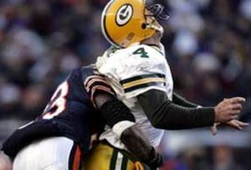 Brett-favre-bears_feature