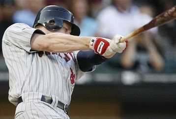 Justin-morneau-3-hr_feature