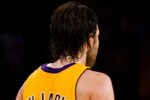 91050013_lakers_v_spurs_crop_150x100