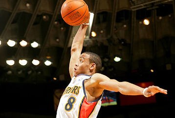 Montaellis_400_070211_feature