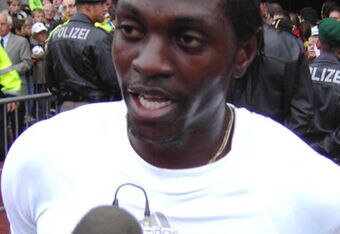 482px-emmanuel_adebayor_crop_340x234