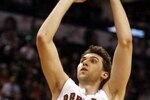 Andrea-bargnani-of-toronto-rapt_crop_150x100