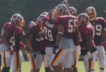 Jtaylor_lead_huddle_feature