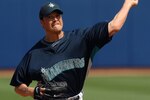 50678315_angels_v_mariners_crop_150x100