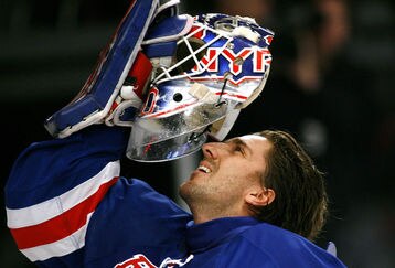78973953_sharks_v_rangers_feature