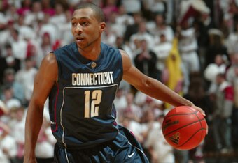 74764327_uconn_v_indiana_crop_340x234
