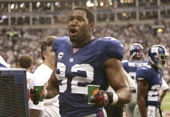 942_5964_giants_v_cowboys_crop_340x234