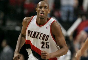 3380226_knicks_v_trail_blazers_crop_340x234