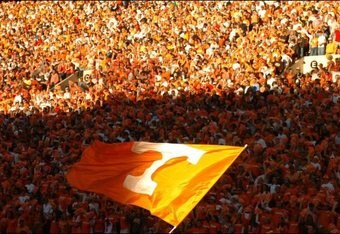 Ut_flag_flying_crop_340x234