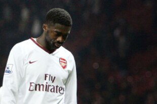 73975663_man_utd_v_arsenal_crop_310x205
