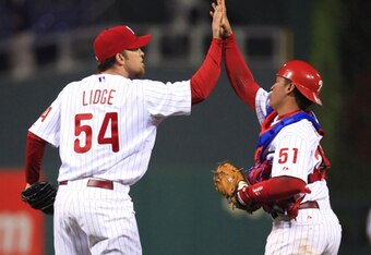 375050140_padres_v_phillies_crop_340x234