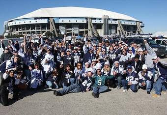 Eagles-cowgirls_crop_340x234