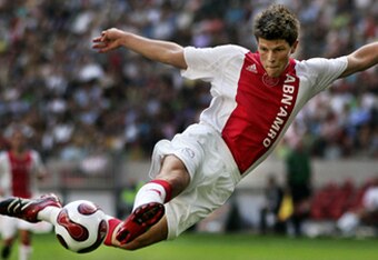 Klaas_20jan_20huntelaar_01_crop_340x234