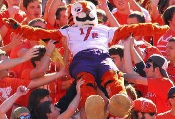 Clemson_mascot_feature