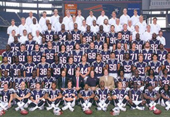 369x190_team_photo-header_crop_340x234