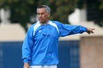 008120457_ucla_football_practic_crop_150x100