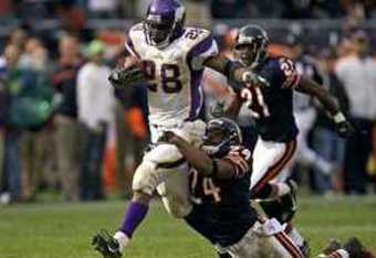 Adrian-peterson-vikings-bears_crop_340x234