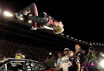 Carl_edwards_crop_340x234