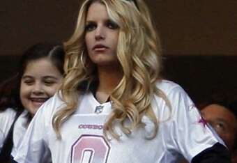 Jessica-simpson-cowboys-game_crop_340x234