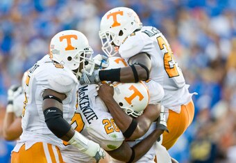 008246_tennessee_v_ucla_crop_340x234