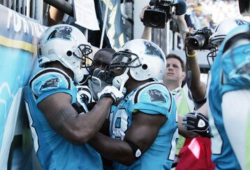 40908090704_panthers_v_chargers_feature