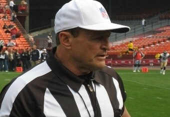 Ed_hochuli_small_crop_340x234