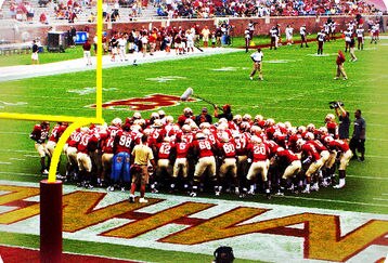 Seminoles_at_doak_campbell_stad_feature