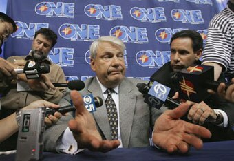 Warriors-say-aloha-don-nelson_crop_340x234