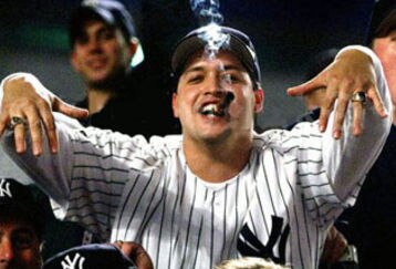 Yankee_fans_feature