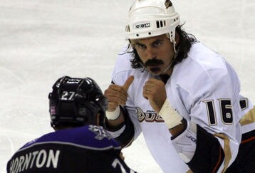 73914904_ducks_v_kings_feature