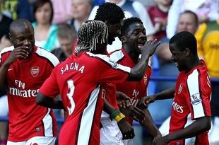 Emmanuel-eboue-bolton-wanderers_crop_310x205