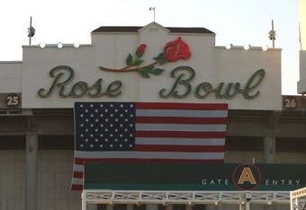800px-rose_bowl_stadium_in_pasa_crop_340x234