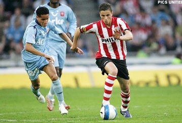 Afellay_feature