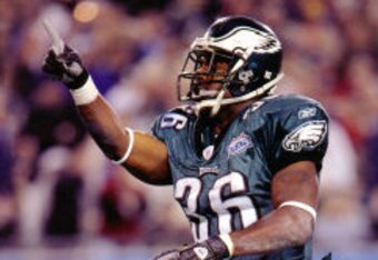 Aago006_brian-westbrook-super-b_crop_340x234