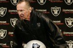 Al_davis_crop_150x100
