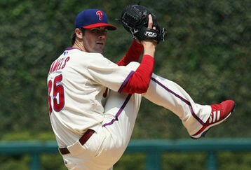 3940001_giants_v_phillies_feature