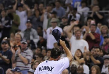 5262047_dbacks_v_padres_feature
