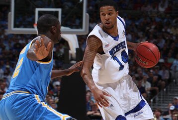 450ts1_05462_memphis_v_ucla_feature