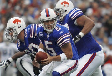 7680809212623_raiders_v_bills_feature
