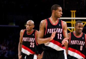 91012043_lakers_v_blazers_crop_340x234