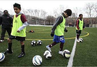 Soccer600_crop_340x234